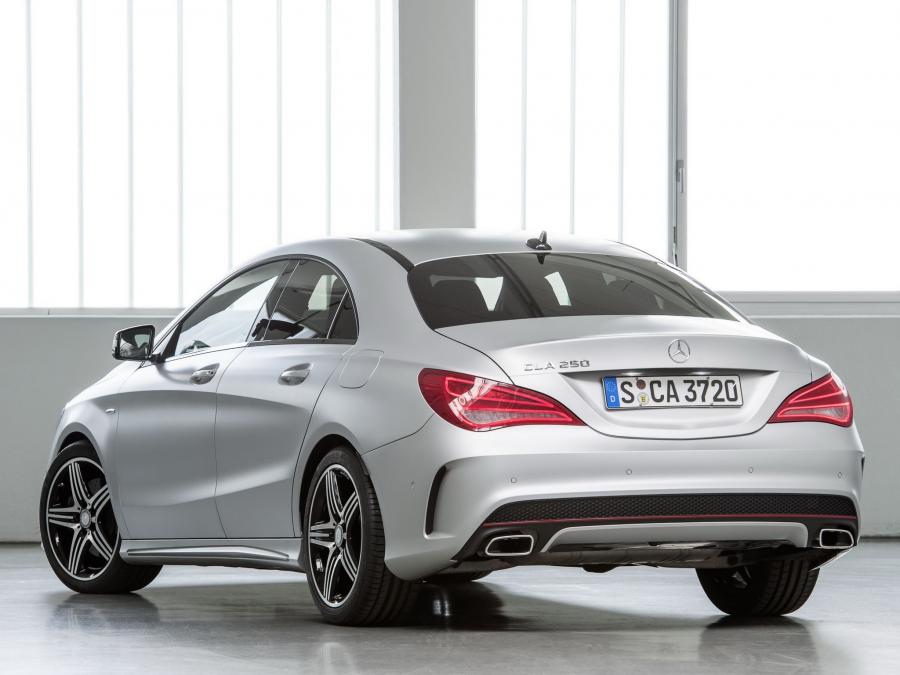  Mercedes-Benz CLA250 Sport 2013 года  (фото 4 из 15)